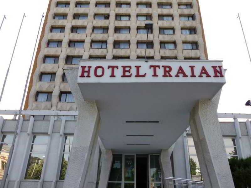 Hotel Traian Braila Bagian luar foto