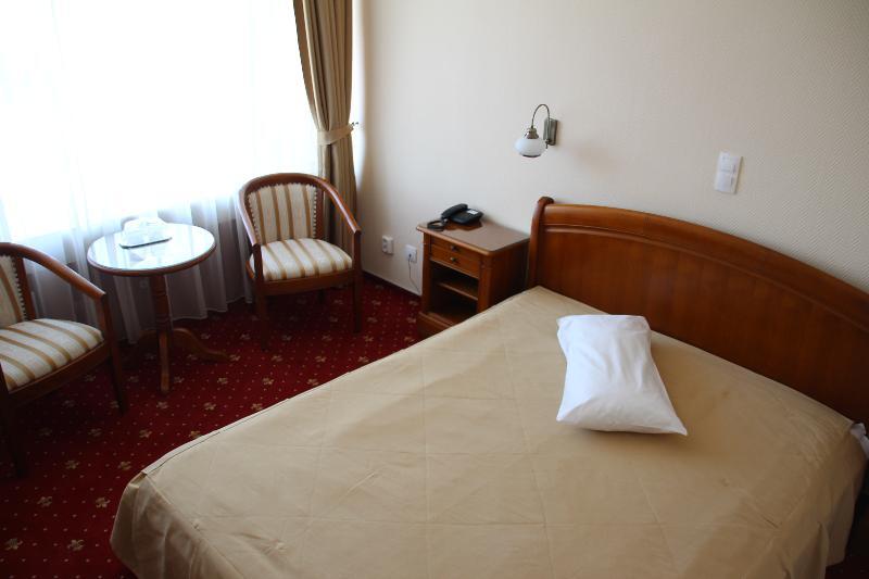Hotel Traian Braila Bagian luar foto